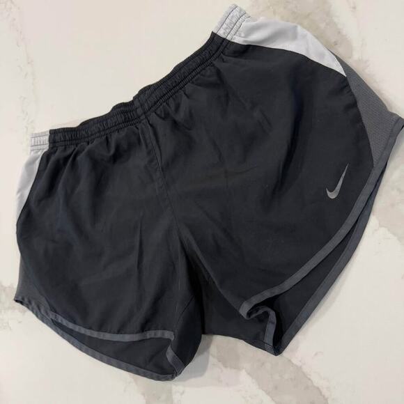 Nike Dri-Fit Activewear Lined Running Shorts Womens Small Black Workout Training - Picture 2 of 9